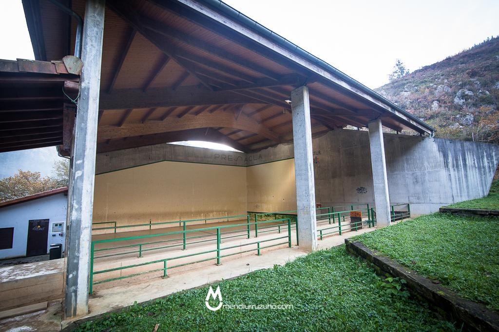 Casa Rural Eleizondo Haundia Itziar Εξωτερικό φωτογραφία
